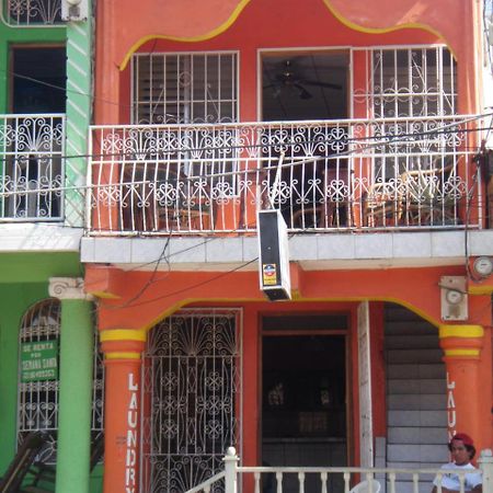 Hostal Brisas Y Olas San Juan del Sur Exteriör bild