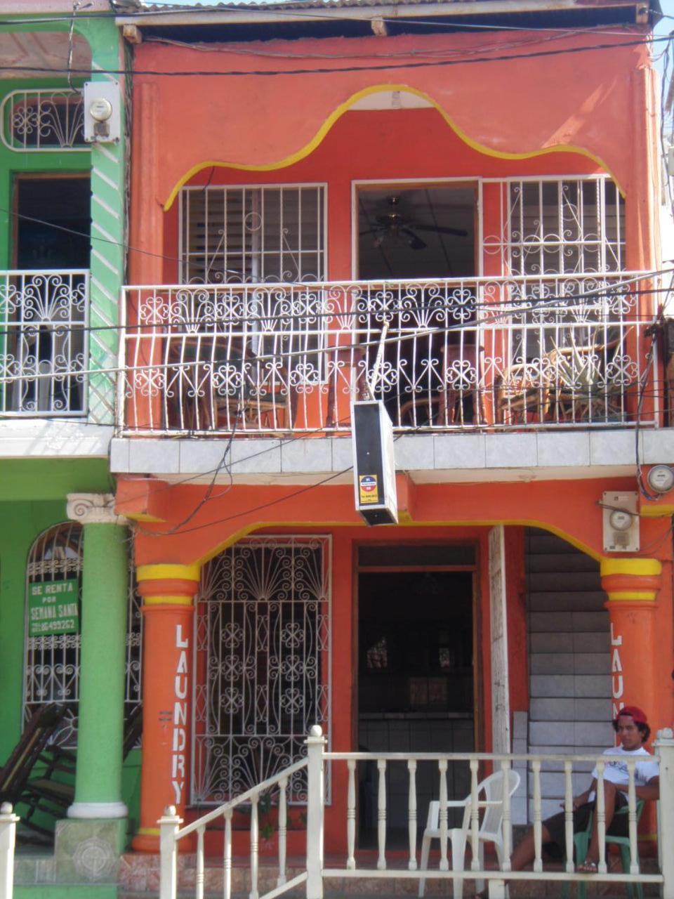Hostal Brisas Y Olas San Juan del Sur Exteriör bild