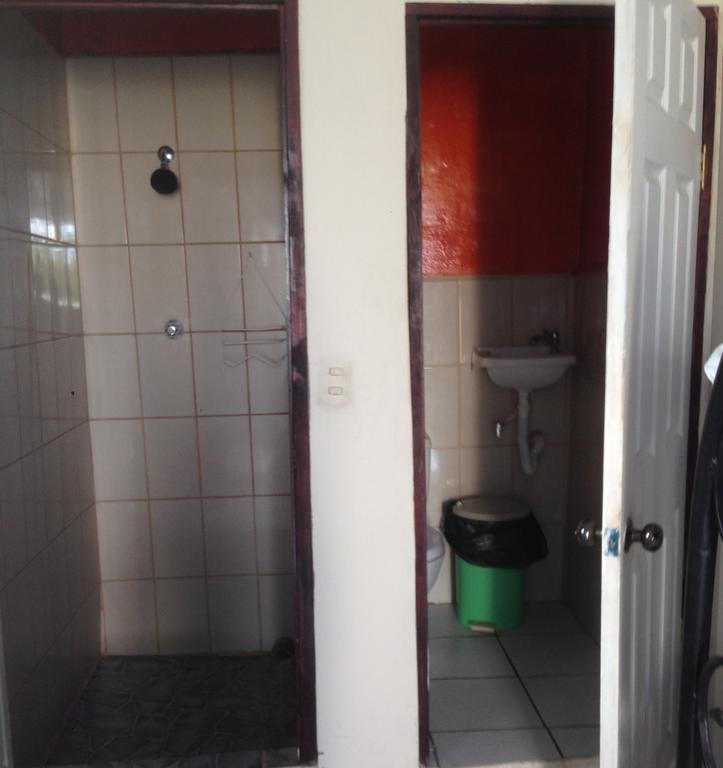 Hostal Brisas Y Olas San Juan del Sur Rum bild