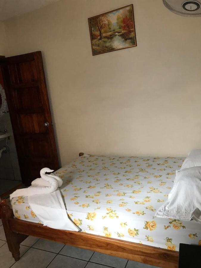 Hostal Brisas Y Olas San Juan del Sur Exteriör bild