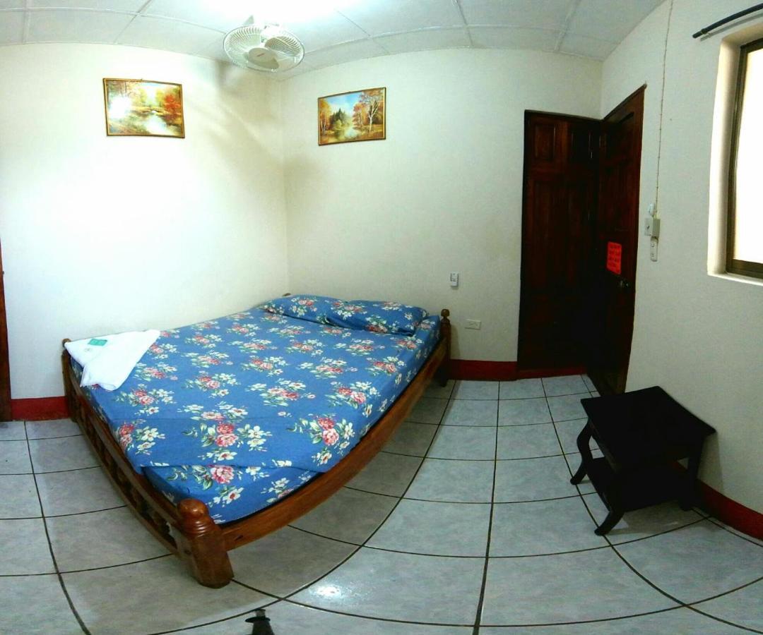 Hostal Brisas Y Olas San Juan del Sur Exteriör bild